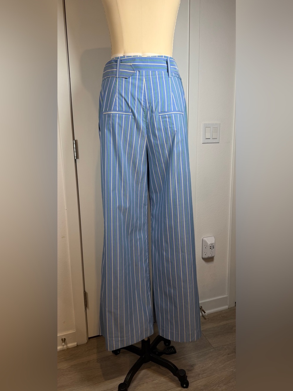 Veronica Beard set, comprising a shirt (size 8) and trousers (size 10) - Picture 6 of 16